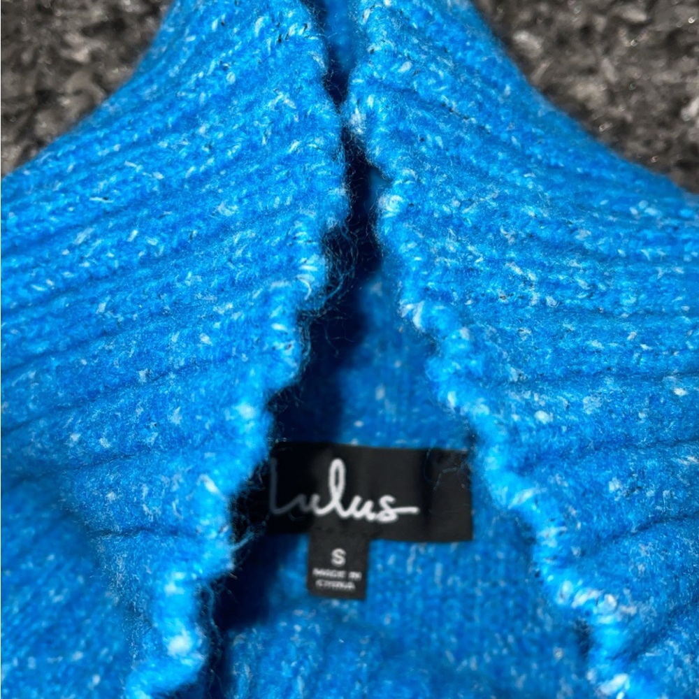 Lulu Sweater - Picture 2 of 3